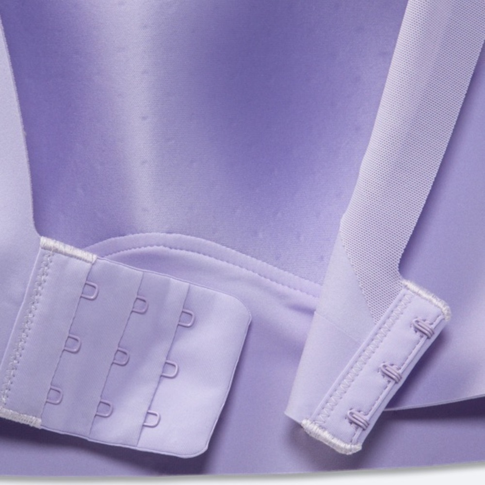 Brooks High Impact Support Streamlined, Versatile… - image 7